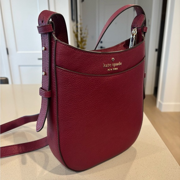 kate spade Handbags - Kate Spade ♠️ Leila Crossbody Bag